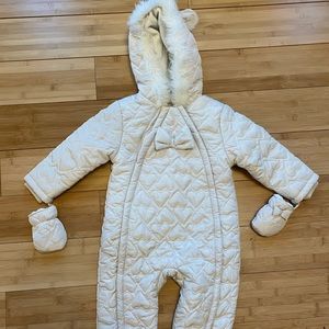 2-3T brand new snowsuit